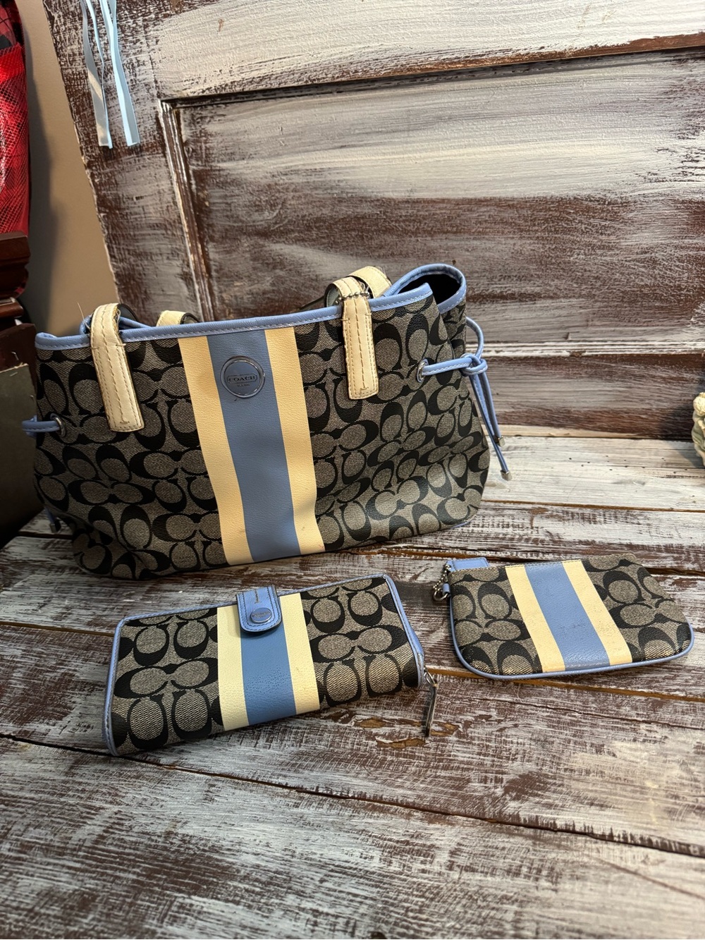 Coach Signature Tote with Blue and Cream Stripe with Wallet & Change Pouch - Picture 2 of 16
